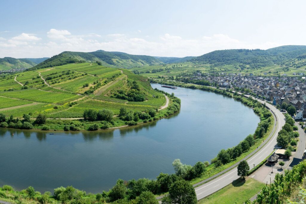 Het prachtige uitzicht vanaf de Calmont Klettersteig | Tourist Information Ferienland Cochem.