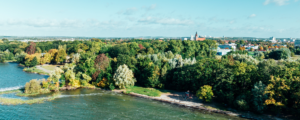 Neubrandenburg: middeleeuwse stadspoorten en natuur aan de Tollensesee