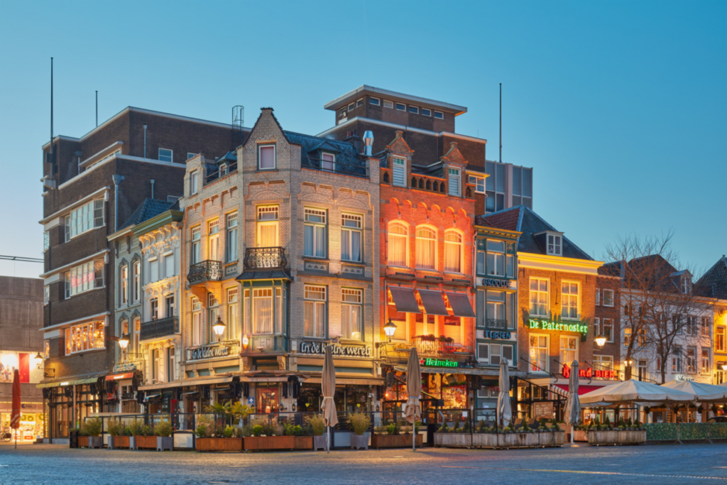 In Den Bosch barst het van de gezellige knusse en warme barretjes in de koudere maanden | © DutchScenery