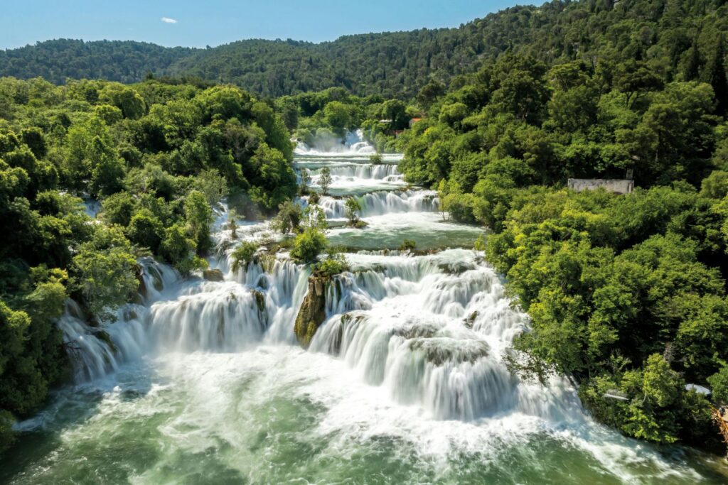 De watervallen van Krka zijn adembenemend | © Julien Duval