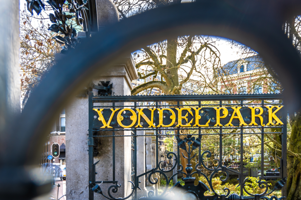 Hek vondelpark Amsterdam